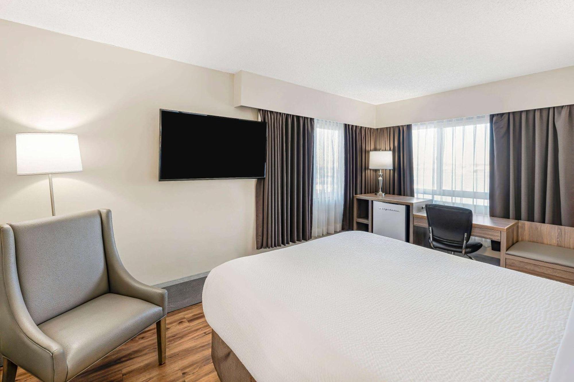 Days Inn By Wyndham Victoria On The Harbour מראה חיצוני תמונה
