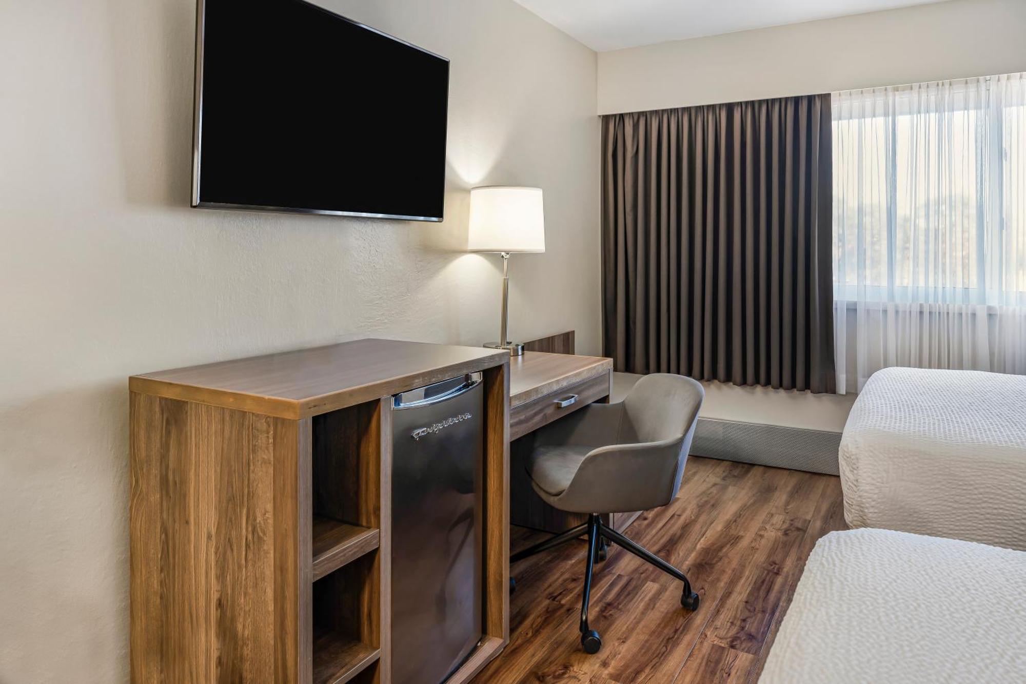 Days Inn By Wyndham Victoria On The Harbour מראה חיצוני תמונה
